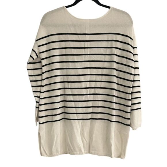 CAbi White Black Turnabout Cardigan Sweater Size XS style 6164 MSRP 130.00 - Picture 5 of 12